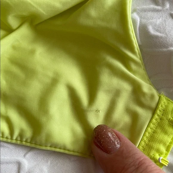 Victoria's Secret Neon Yellow Bra size 38DD - Picture 13 of 13
